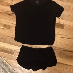 NAADAM Women's Black Pajama Set